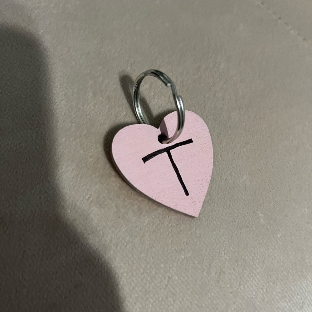 Customizable Heart Keychain 🩷 - Picture 2 of 3